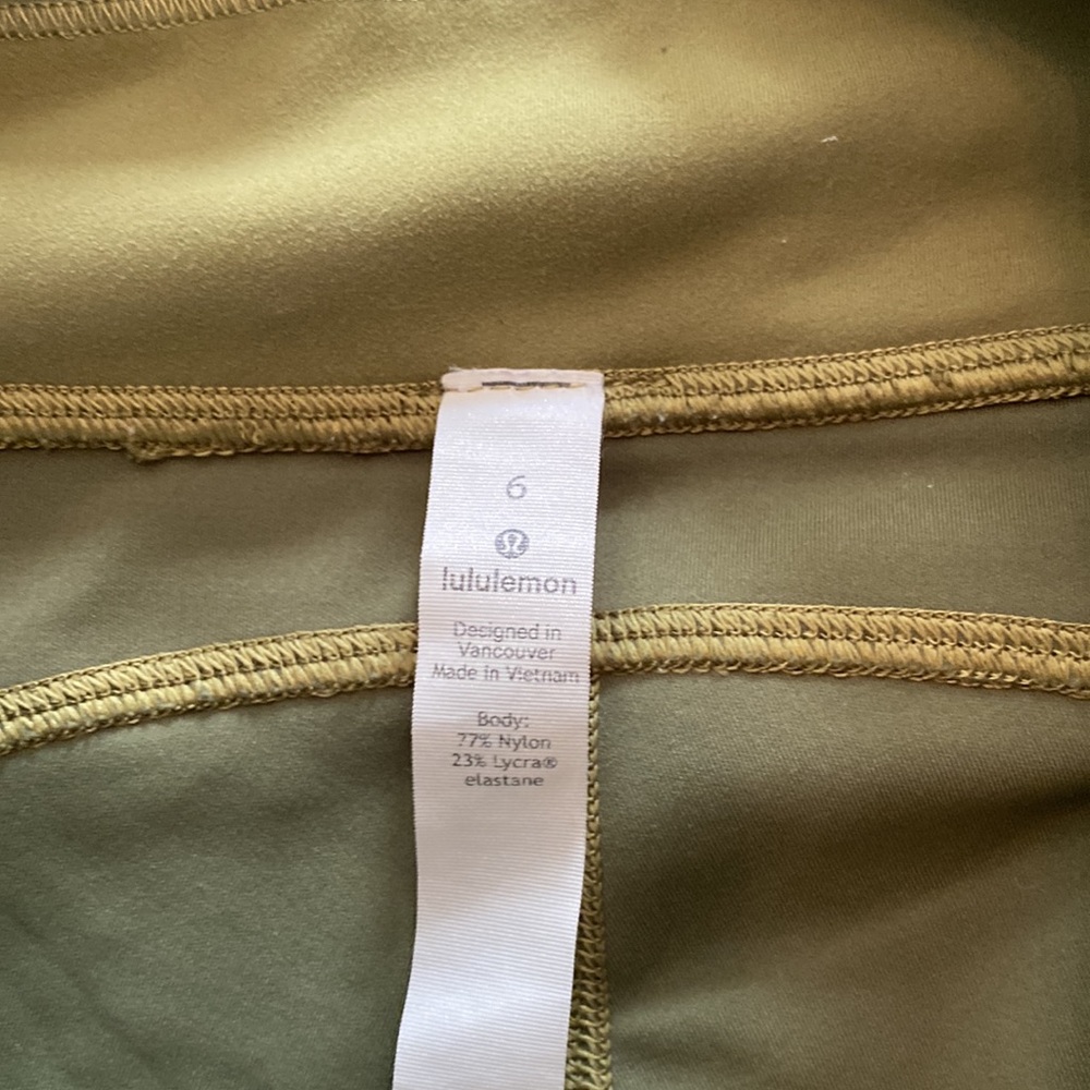 Lululemon Leggings - Picture 4 of 6